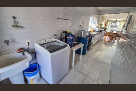 Apartamento à venda com 136m², 3 quartos e 1 vagaÁrea de Serviço