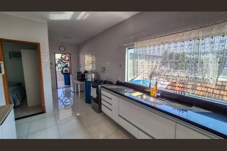 Apartamento à venda com 136m², 3 quartos e 1 vagaCozinha 
