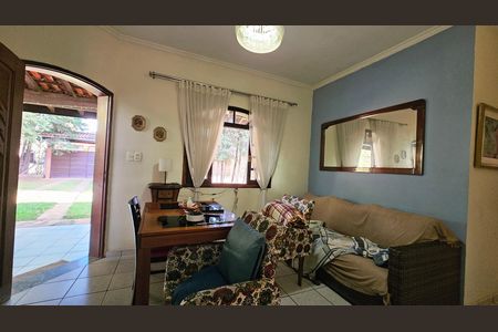 Casa à venda com 224m², 3 quartos e 5 vagas