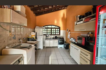 Casa à venda com 3 quartos, 224m² em Jardim Molinari, Jundiaí
