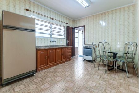 Casa à venda com 3 quartos, 180m² em Parque Monteiro Soares, São Paulo