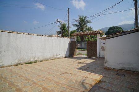 Casa para alugar com 72m², 2 quartos e 3 vagasÁrea externa