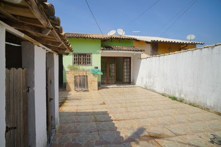 Casa para alugar com 72m², 2 quartos e 3 vagasÁrea externa