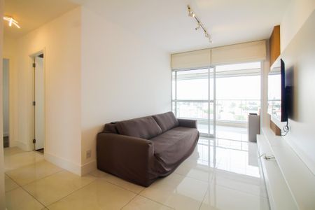 Apartamento à venda com 102m², 3 quartos e 1 vaga Apartamento à venda com 102m², 3 quartos e 1 vagaSala
