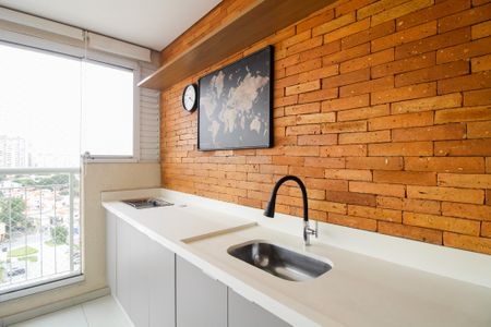 Apartamento à venda com 102m², 3 quartos e 1 vaga Apartamento à venda com 102m², 3 quartos e 1 vagaVaranda