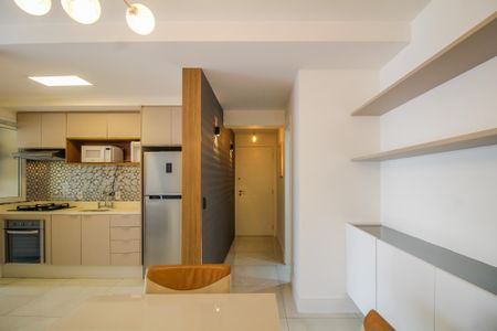 Apartamento à venda com 102m², 3 quartos e 1 vaga Apartamento à venda com 102m², 3 quartos e 1 vagaSala