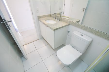 Apartamento à venda com 102m², 3 quartos e 1 vaga Apartamento à venda com 102m², 3 quartos e 1 vagaBanheiro