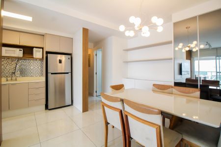 Apartamento à venda com 102m², 3 quartos e 1 vaga Apartamento à venda com 102m², 3 quartos e 1 vagaSala