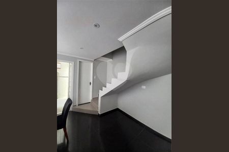 Casa à venda com 85m², 3 quartos e sem vaga