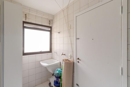 Apartamento à venda com 120m², 4 quartos e 2 vagas Apartamento à venda com 120m², 4 quartos e 2 vagasÁrea de Serviço