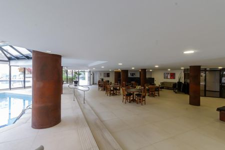 Apartamento à venda com 120m², 4 quartos e 2 vagas Apartamento à venda com 120m², 4 quartos e 2 vagasÁrea Comum -