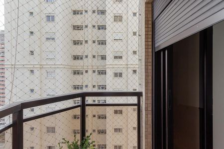 Apartamento à venda com 120m², 4 quartos e 2 vagas Apartamento à venda com 120m², 4 quartos e 2 vagasSacada do Quarto