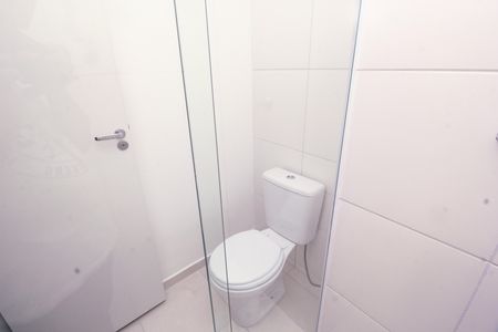 Apartamento à venda com 44m², 2 quartos e sem vaga Apartamento à venda com 44m², 2 quartos e sem vagaBanheiro