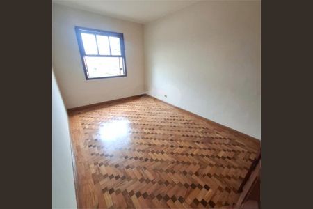 Casa à venda com 4 quartos, 152m² em Vila Santo Antônio, São Paulo