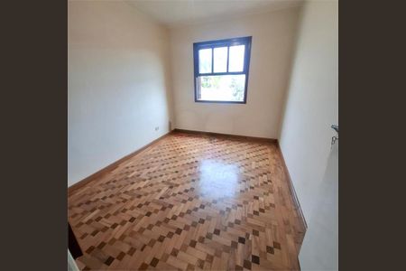 Casa à venda com 4 quartos, 152m² em Vila Santo Antônio, São Paulo