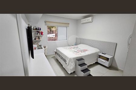 Casa à venda com 3 quartos, 130m² em Vila Mazzei, São Paulo