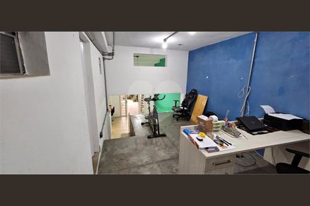Casa à venda com 3 quartos, 130m² em Vila Mazzei, São Paulo