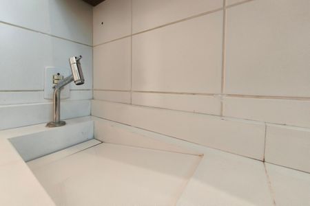 Apartamento para alugar com 27m², 2 quartos e 1 vaga Apartamento para alugar com 27m², 2 quartos e 1 vagaBanheiro