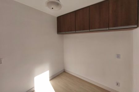 Quarto 2 de apartamento para alugar com 2 quartos, 27m² em Residencial Cosmos, Campinas