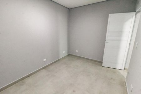 Sala de casa para alugar com 1 quarto, 65m² em Parque Pinheiros, Taboão da Serra