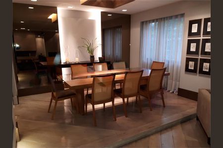 Apartamento à venda com 4 quartos, 199m² em Campo Belo, São Paulo