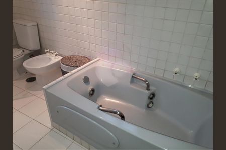Apartamento à venda com 199m², 4 quartos e 3 vagas
