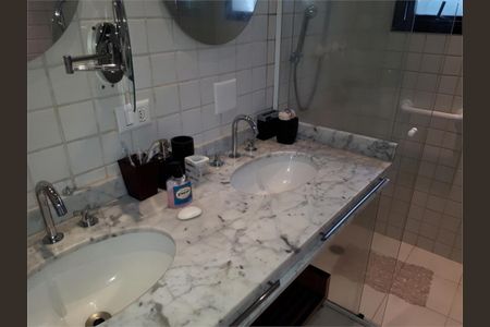 Apartamento à venda com 199m², 4 quartos e 3 vagas