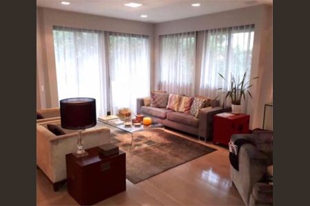 Apartamento à venda com 199m², 4 quartos e 3 vagas