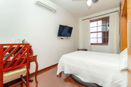Casa à venda com 4 quartos, 350m² em Jacarepaguá, Rio de Janeiro