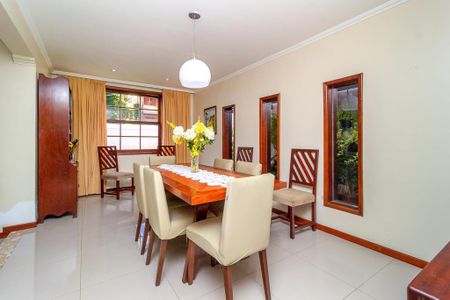 Casa à venda com 4 quartos, 350m² em Jacarepaguá, Rio de Janeiro