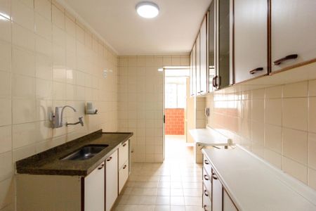 Apartamento à venda com 86m², 3 quartos e 2 vagasCozinha