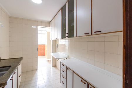 Apartamento à venda com 86m², 3 quartos e 2 vagasCozinha