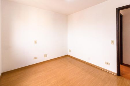 Apartamento à venda com 86m², 3 quartos e 2 vagasQuarto 2