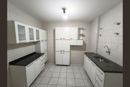 Cozinha de apartamento para alugar com 3 quartos, 80m² em Vila dos Alpes, Goiânia
