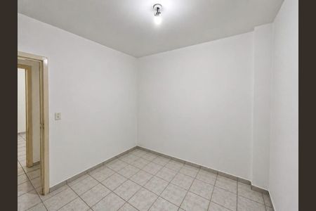 Quarto de apartamento para alugar com 3 quartos, 80m² em Vila dos Alpes, Goiânia