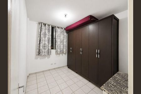Quarto de apartamento para alugar com 3 quartos, 80m² em Vila dos Alpes, Goiânia