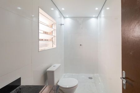 Casa para alugar com 130m², 3 quartos e 2 vagasBanheiro da suíte