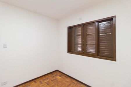 Casa para alugar com 130m², 3 quartos e 2 vagasQuarto 1