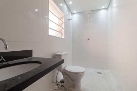 Casa para alugar com 130m², 3 quartos e 2 vagasBanheiro da suíte