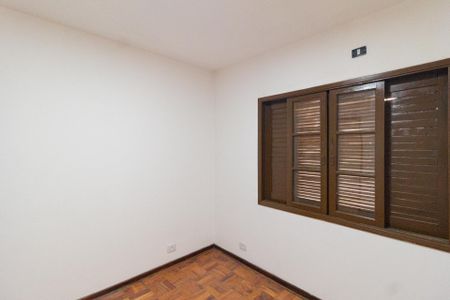 Casa para alugar com 130m², 3 quartos e 2 vagasSuíte