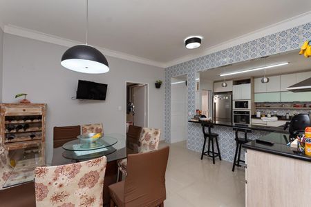 Casa para alugar com 230m², 2 quartos e 2 vagasSala de Jantar