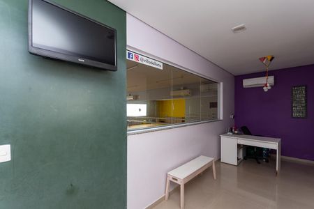 Casa para alugar com 230m², 2 quartos e 2 vagasSalão Supeiror