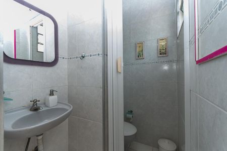 Casa para alugar com 230m², 2 quartos e 2 vagasLavabo