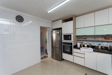 Casa para alugar com 230m², 2 quartos e 2 vagasCozinha Americana