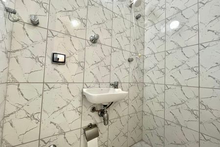 Apartamento para alugar com 68m², 1 quarto e 2 vagas Apartamento para alugar com 68m², 1 quarto e 2 vagasBanheiro de serviço