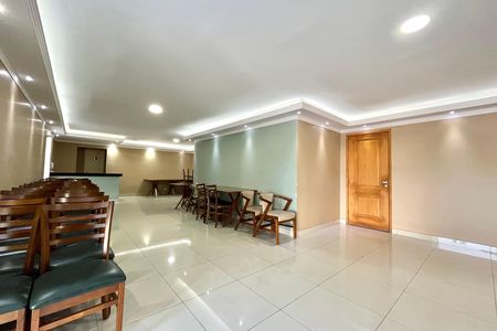 Apartamento para alugar com 68m², 1 quarto e 2 vagas Apartamento para alugar com 68m², 1 quarto e 2 vagasÁrea comum - Salão de festas