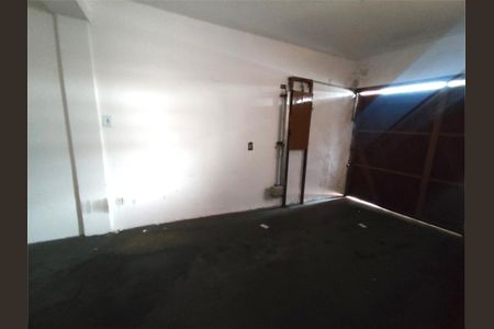 Casa à venda com 3 quartos, 119m² em Jardim Teresa, São Paulo