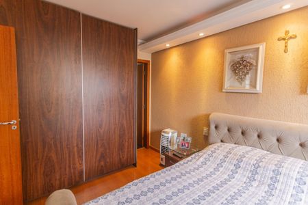 Apartamento para alugar com 170m², 3 quartos e 2 vagas Apartamento para alugar com 170m², 3 quartos e 2 vagasSuíte