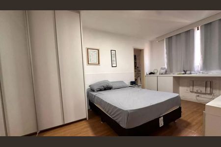 Apartamento à venda com 3 quartos, 240m² em Barra da Tijuca, Rio de Janeiro