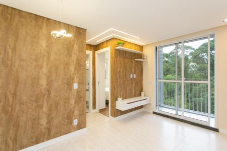 Sala  de apartamento para alugar com 2 quartos, 43m² em Cidade Líder, São Paulo